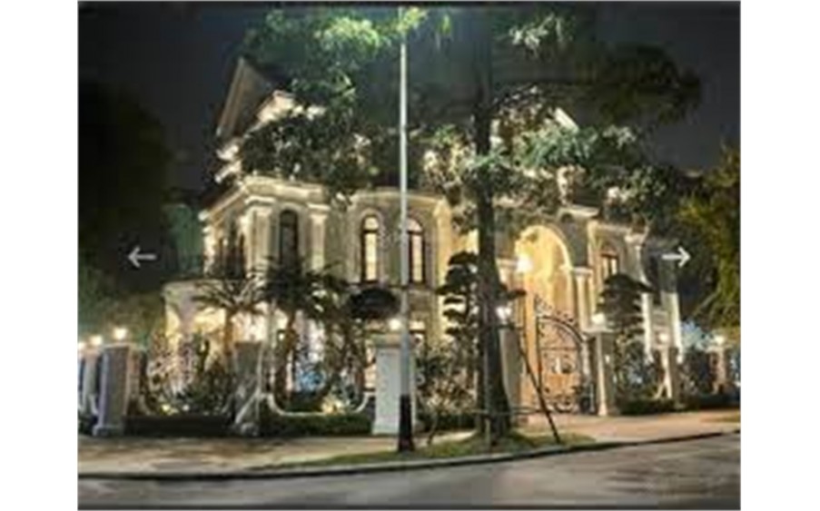 Bán gấp biệt thự khu đô thị Thành Phố Giao Lưu  209m2, nhà 2 mặt đường giá 62,6tỷ